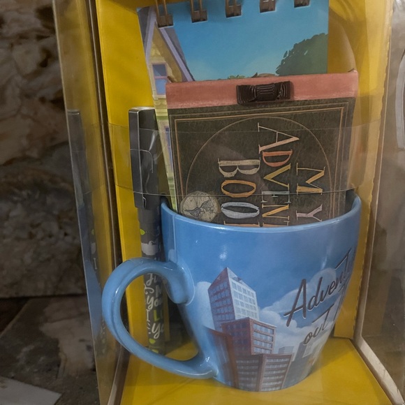 🔥1 day sale🔥 Disney’s UP gift set - Picture 6 of 7